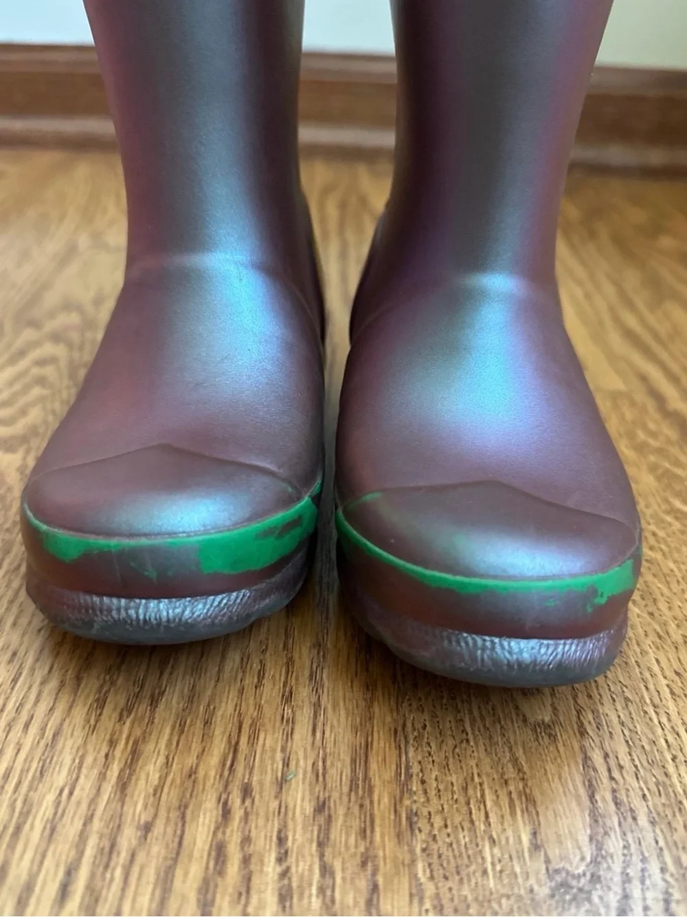 Hunter Rain Boots Girls Size 8-9 Iridescent
